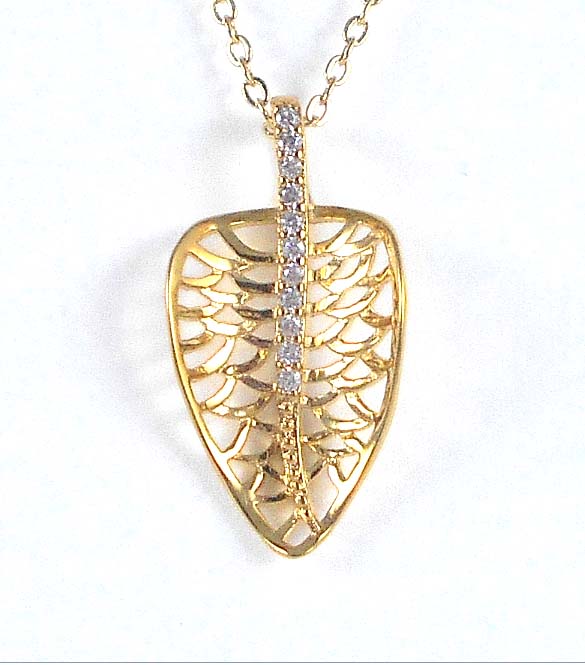 Pendentif feuille decoupes plaque or1